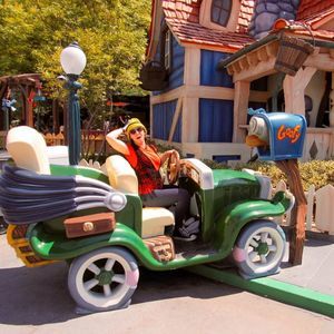 Meet your Posher, Nikki